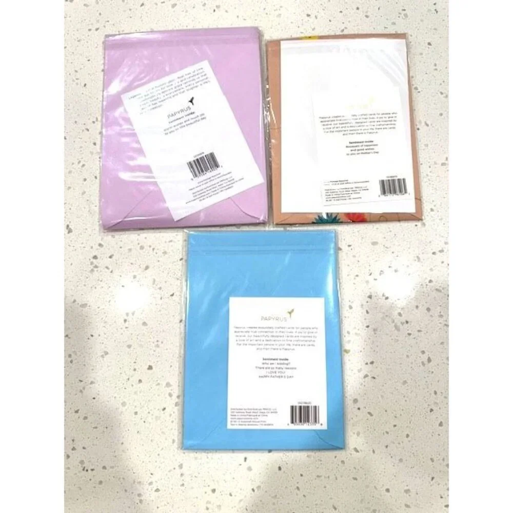 NWT set of 3 Papyrus Greeting Cards Bundle - Mothers Day & Fathers Day